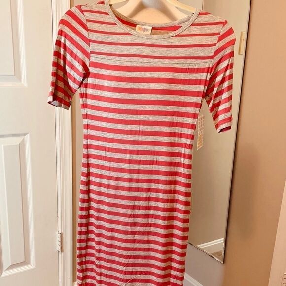 Lularoe NWT Julia   - Picture 1 of 6